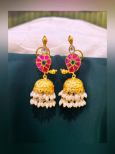 Jadau Jhumki With Rice Pearls - KE00115